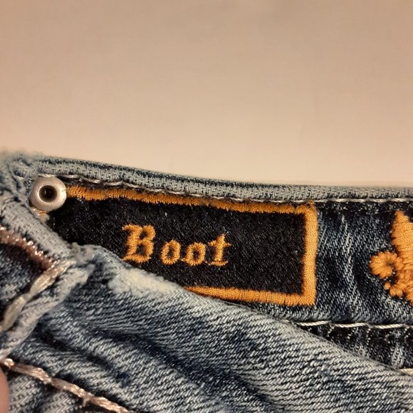 Rock Revival Women's Royal Boot Cut Embellished Jeans  RP9170B200 Size 26 - Picture 7 of 10